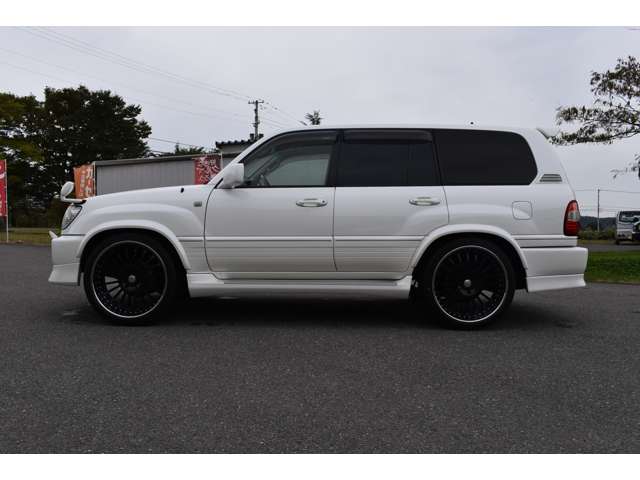 Toyota Land Cruiser 100 5