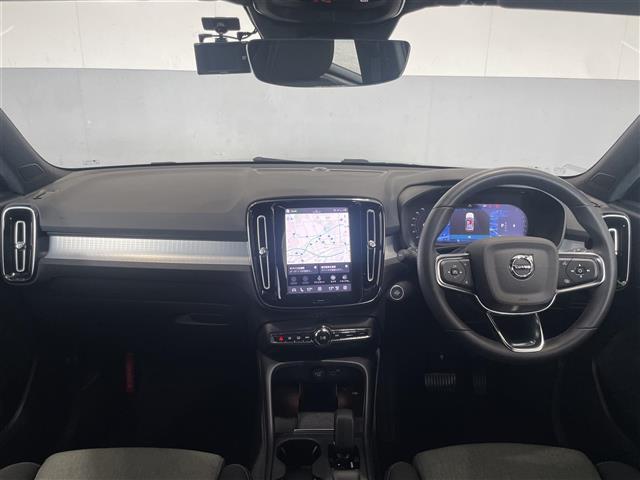 Volvo XC40 6