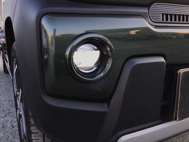Mazda Flair Crossover 10
