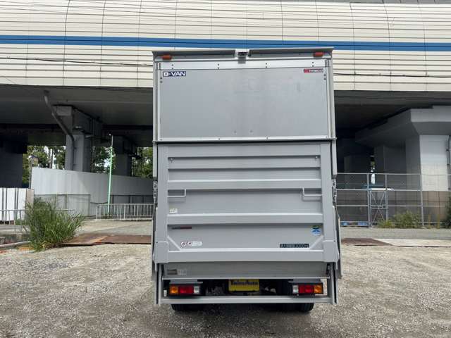Mitsubishi Fuso Canter 6