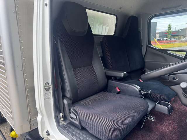 Mitsubishi Fuso Canter 9