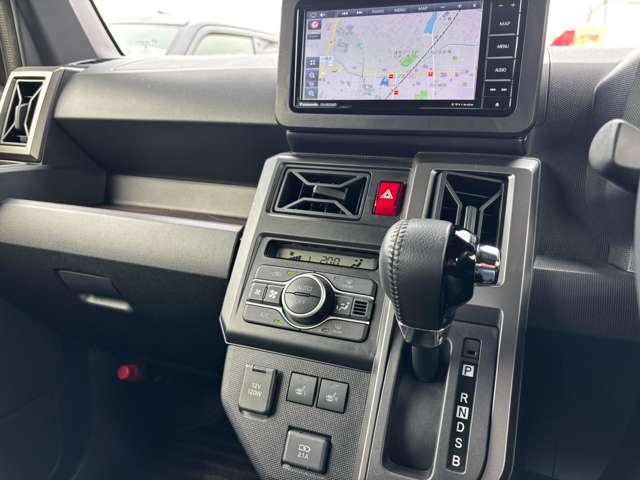 Daihatsu Taft 9