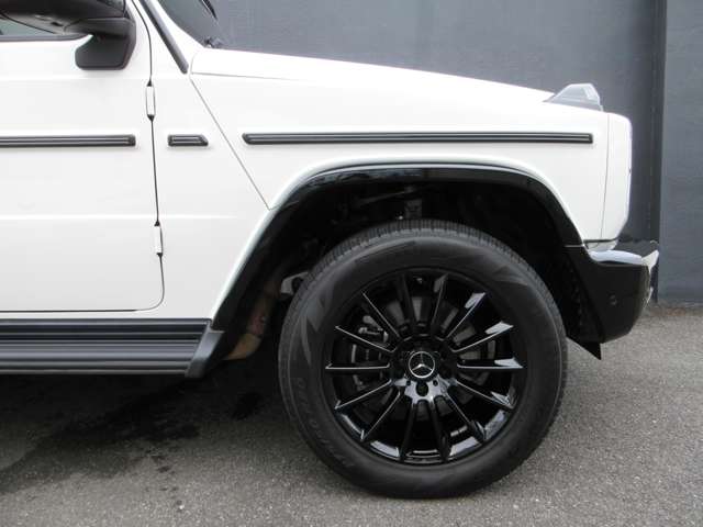 Mercedes-Benz G-Class 12