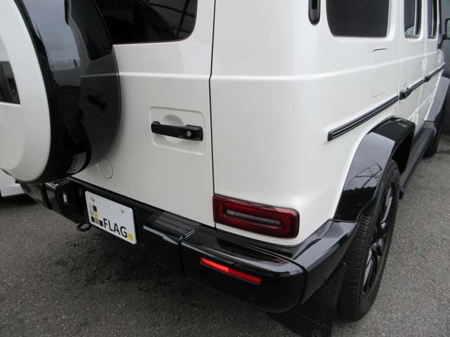Mercedes-Benz G-Class 9