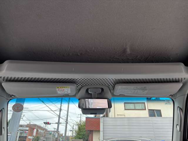 Toyota Pixis Van 11
