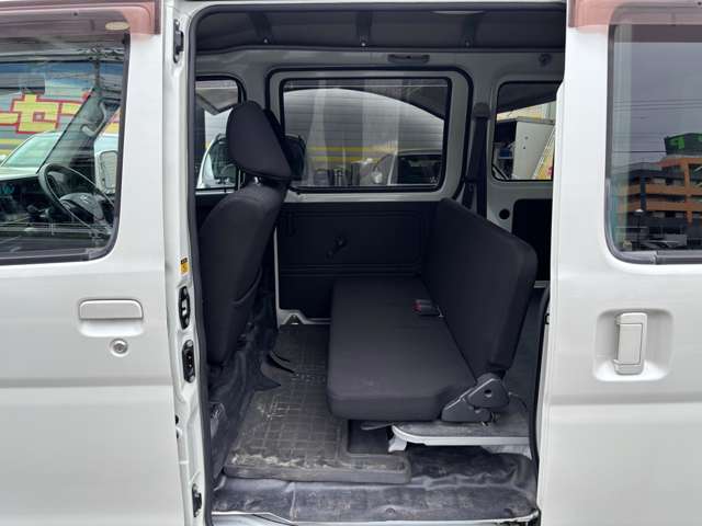 Toyota Pixis Van 8