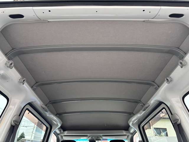 Toyota Pixis Van 10