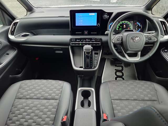 Toyota Voxy 10