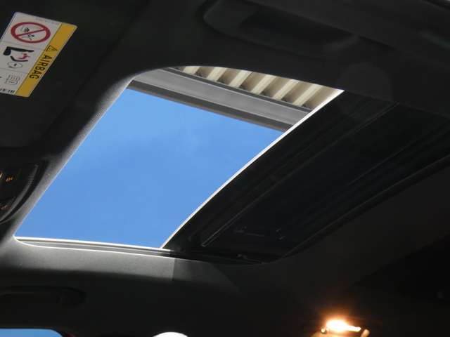 Mercedes-Benz GLA-Class 4