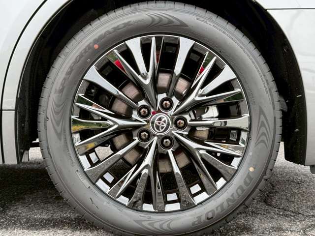 Toyota Vellfire 12