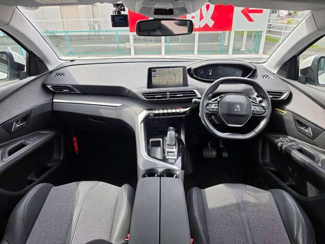 Peugeot 3008 5
