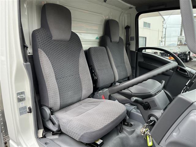 Isuzu Elf 5