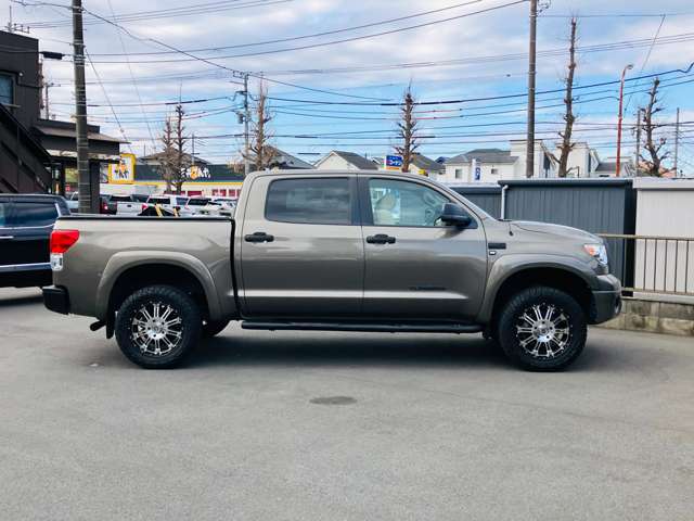 Toyota Tundra 11