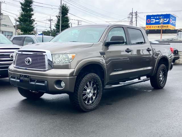 Toyota Tundra 4