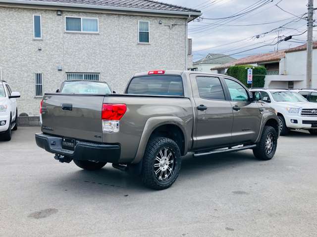 Toyota Tundra 5