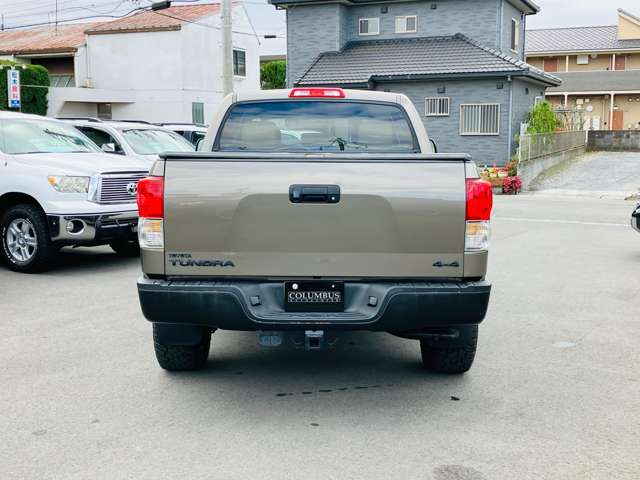 Toyota Tundra 6