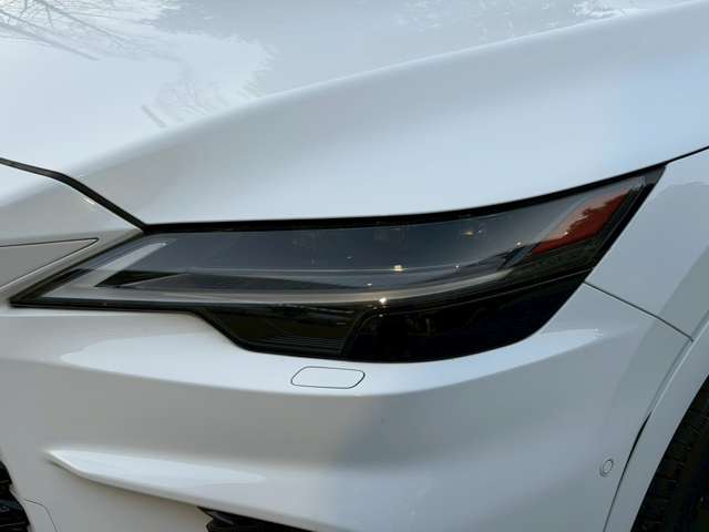 Lexus RX 8