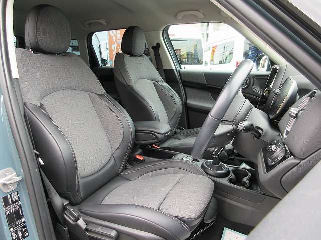 MINI Crossover 12