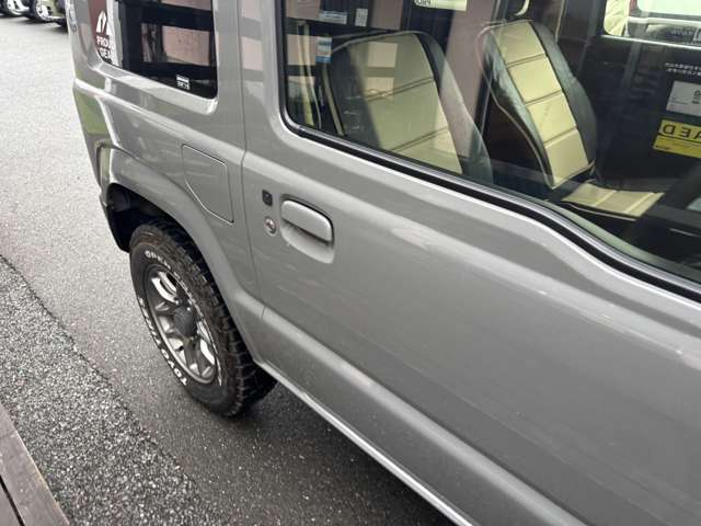 Suzuki Jimny 11