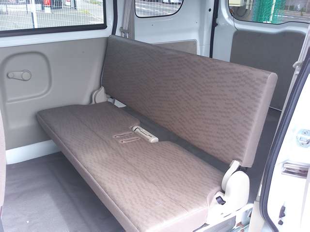 Nissan NV100 Clipper 10