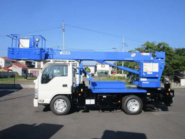 Isuzu Elf 5