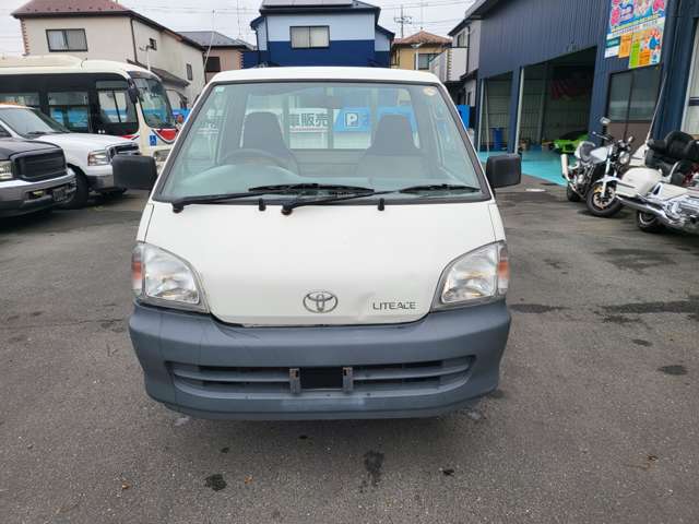 Toyota Light Ace Truck 6