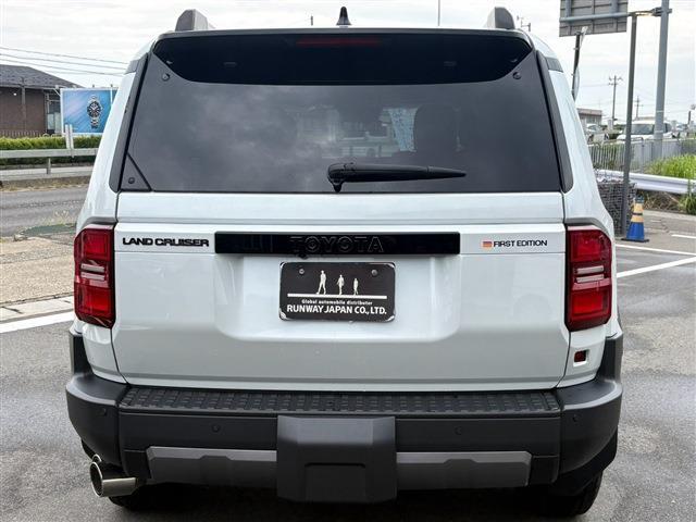 Toyota Land Cruiser 250 11