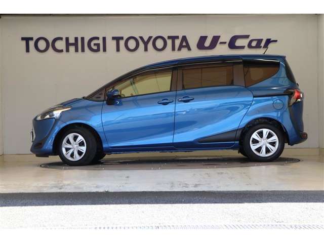 Toyota Sienta 2