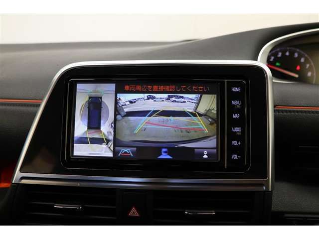 Toyota Sienta 7
