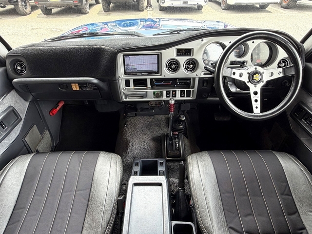 Toyota Land Cruiser 60 3