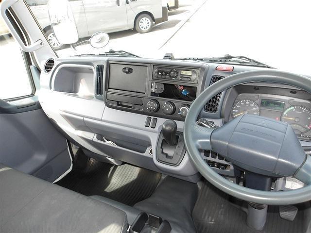 Mitsubishi Fuso Canter 11