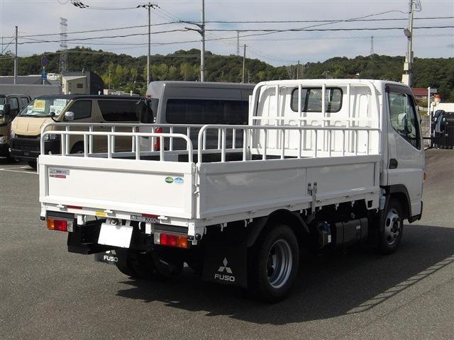 Mitsubishi Fuso Canter 4