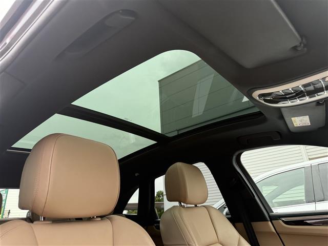 Porsche Macan 3