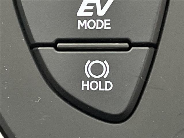 Lexus UX 11