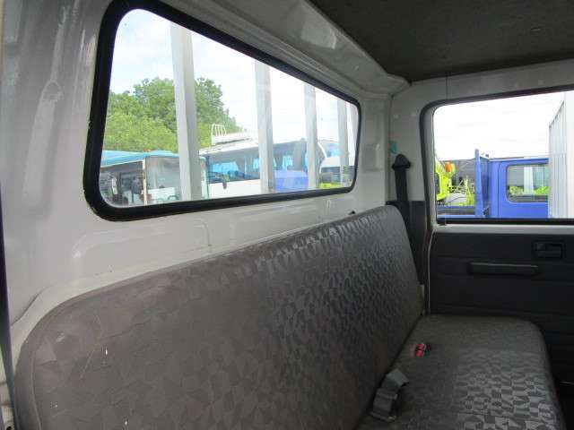 Isuzu Elf 11