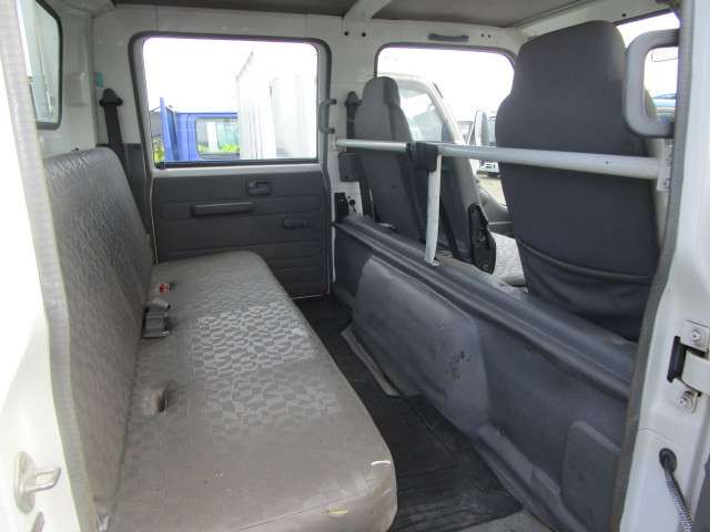 Isuzu Elf 10