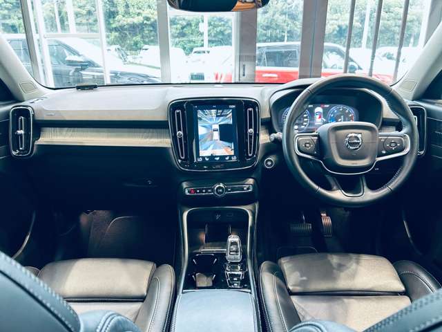 Volvo XC40 5