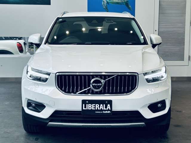 Volvo XC40 8