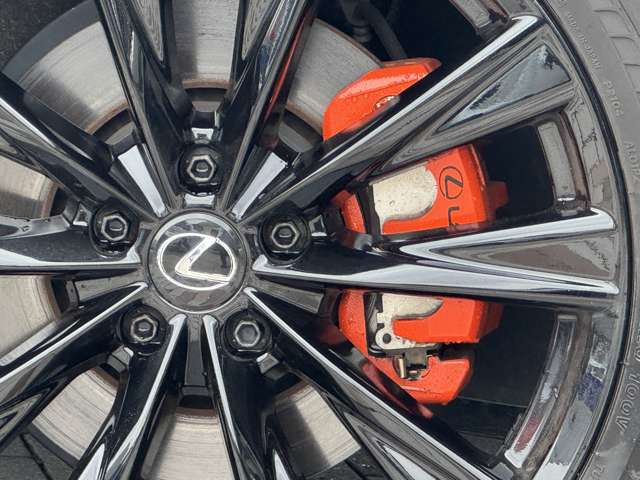 Lexus NX 6