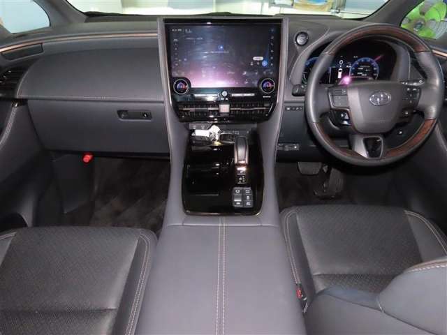 Toyota Vellfire 3