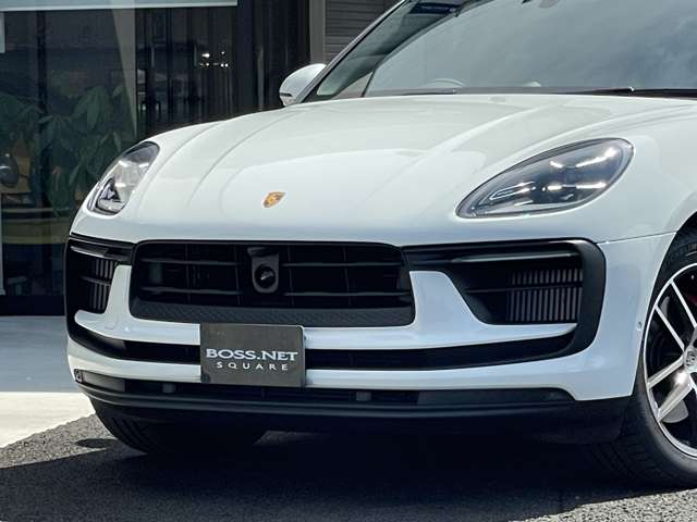 Porsche Macan 11
