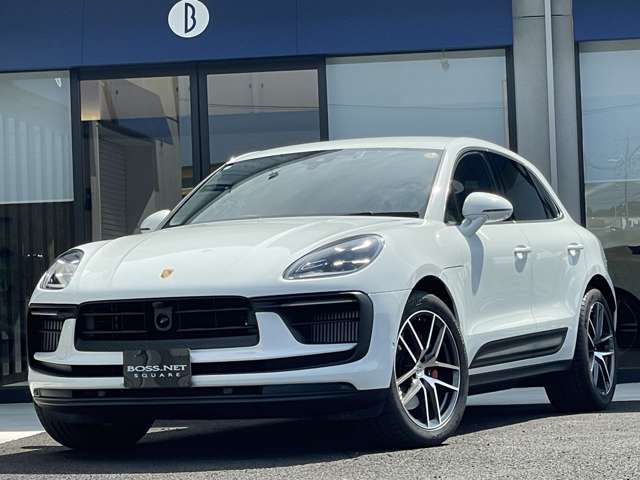 Porsche Macan 8