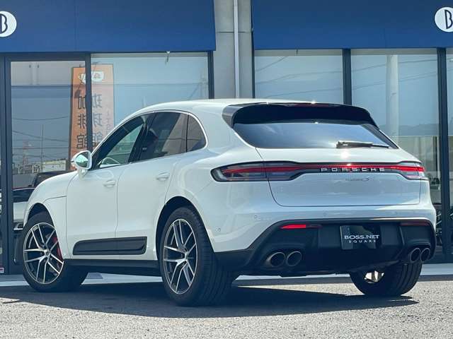 Porsche Macan 9