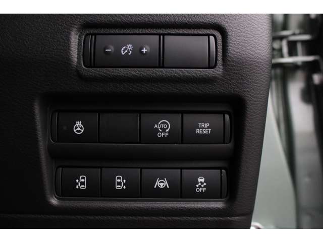 Mitsubishi Delica Mini 10