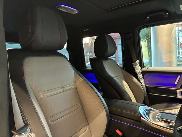 Mercedes-Benz G-Class 4