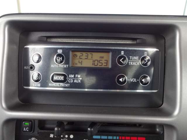 Daihatsu Hijet Deck Van 2