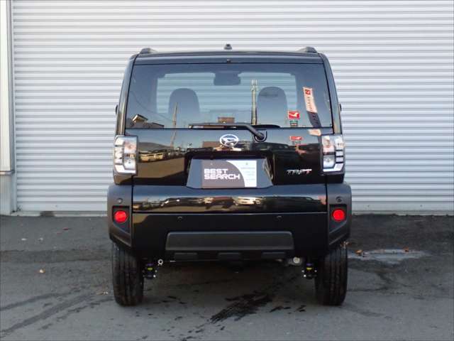 Daihatsu Taft 6