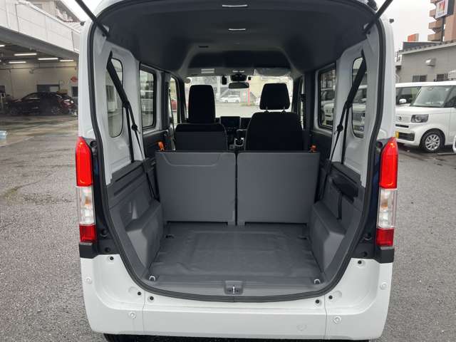 Honda N-VAN 9