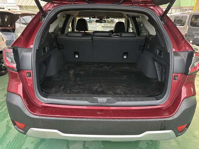 Subaru Legacy Outback 11