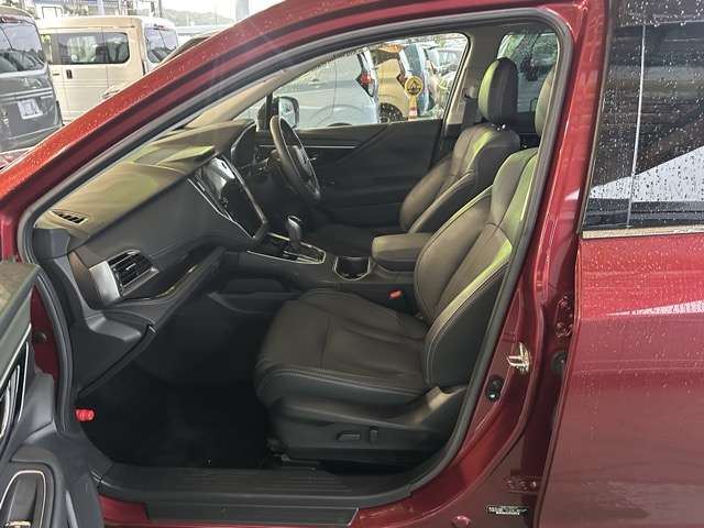 Subaru Legacy Outback 5